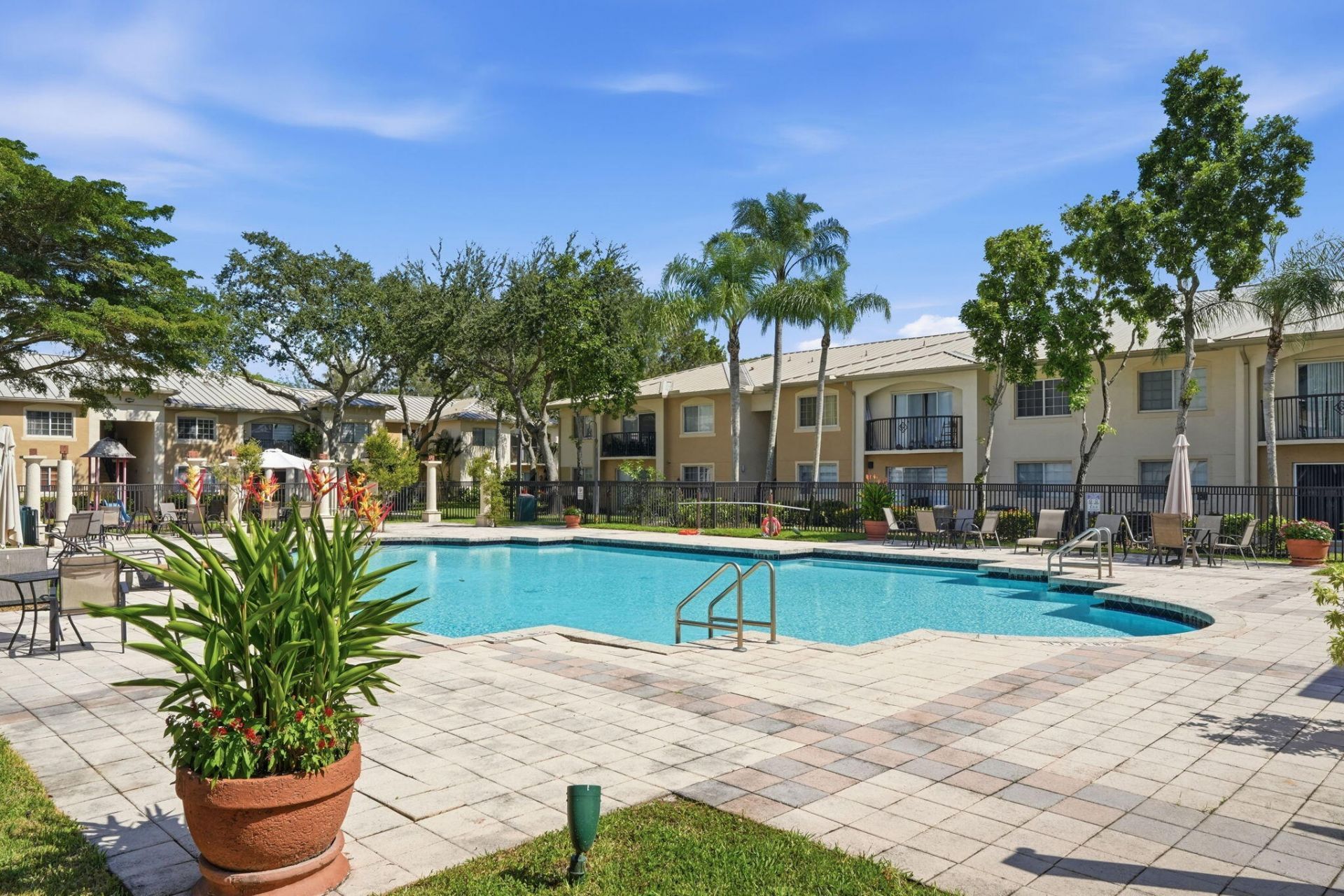 1400 Crestwood Court S, Unit 1410, Royal Palm Beach, FL 33411 Photo
