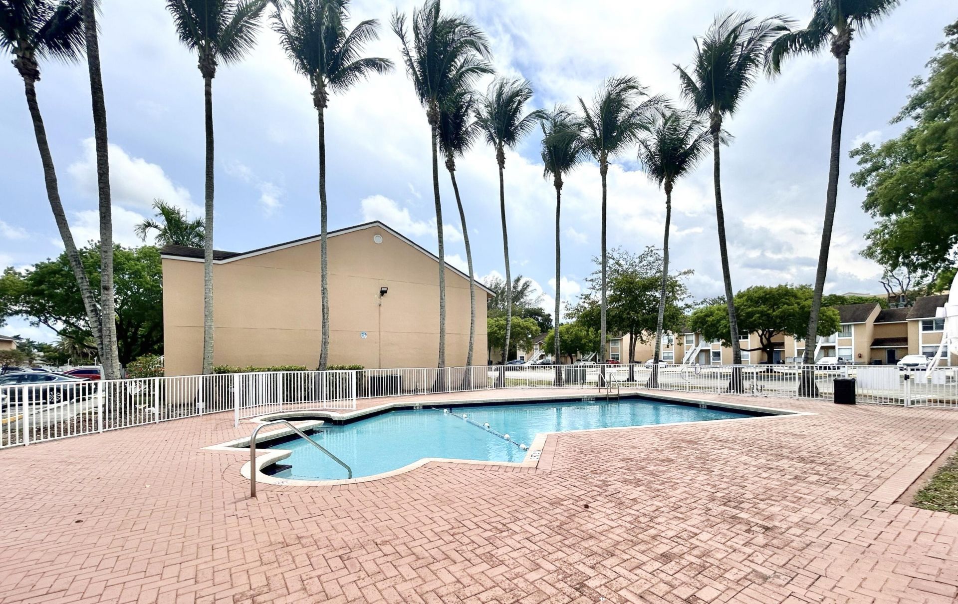 2205 SW 80th Terrace, Unit 2205, Miramar, FL 33025 Photo