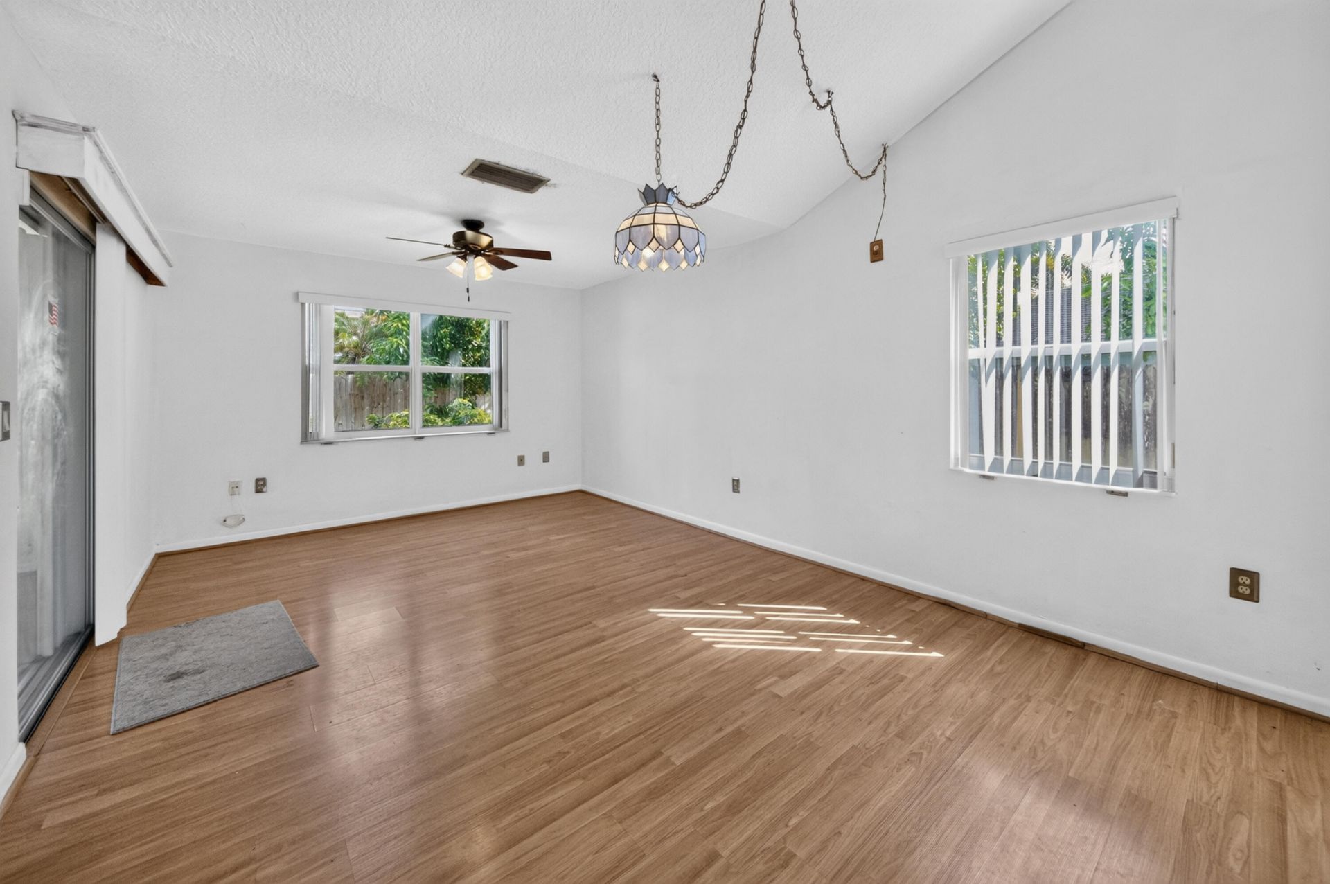 9 Cedar Circle, Boynton Beach, FL 33436 Photo