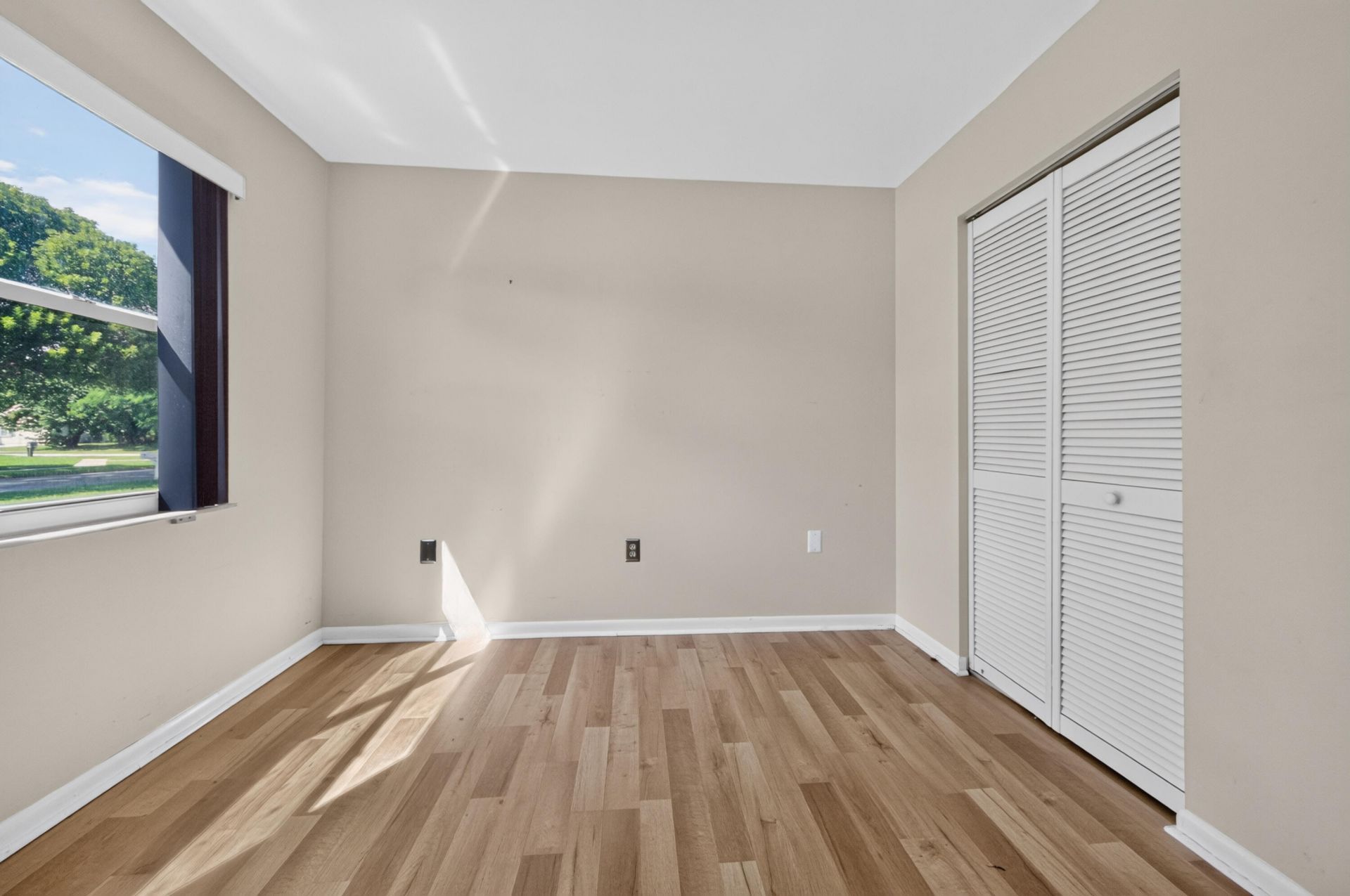 9 Cedar Circle, Boynton Beach, FL 33436 Photo