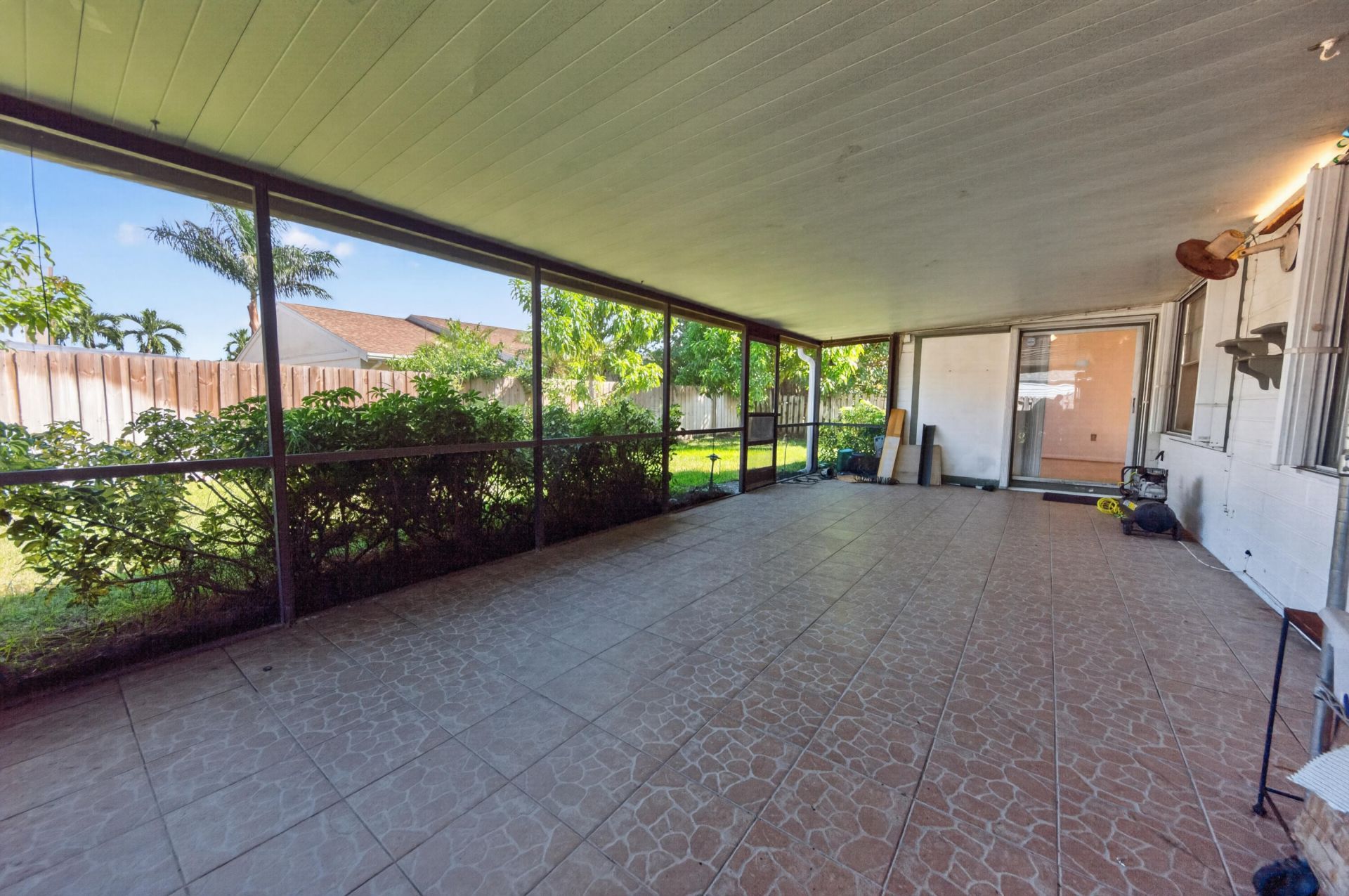 9 Cedar Circle, Boynton Beach, FL 33436 Photo