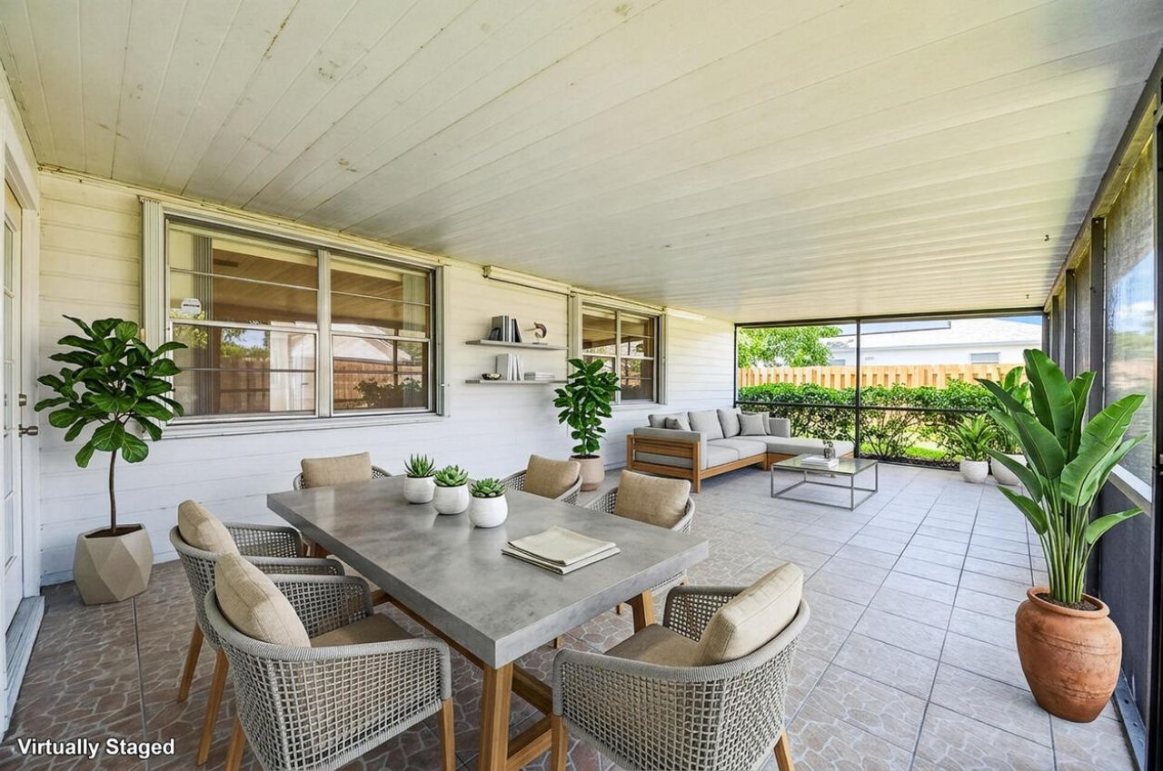 9 Cedar Circle, Boynton Beach, FL 33436 Photo