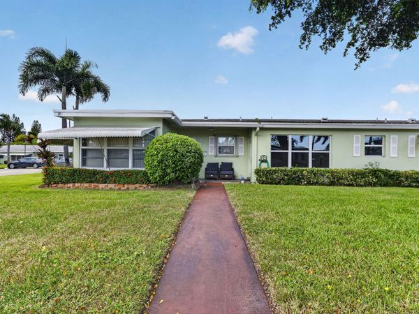 211 COUNTRY Lane, Unit A, Boynton Beach, FL 33435