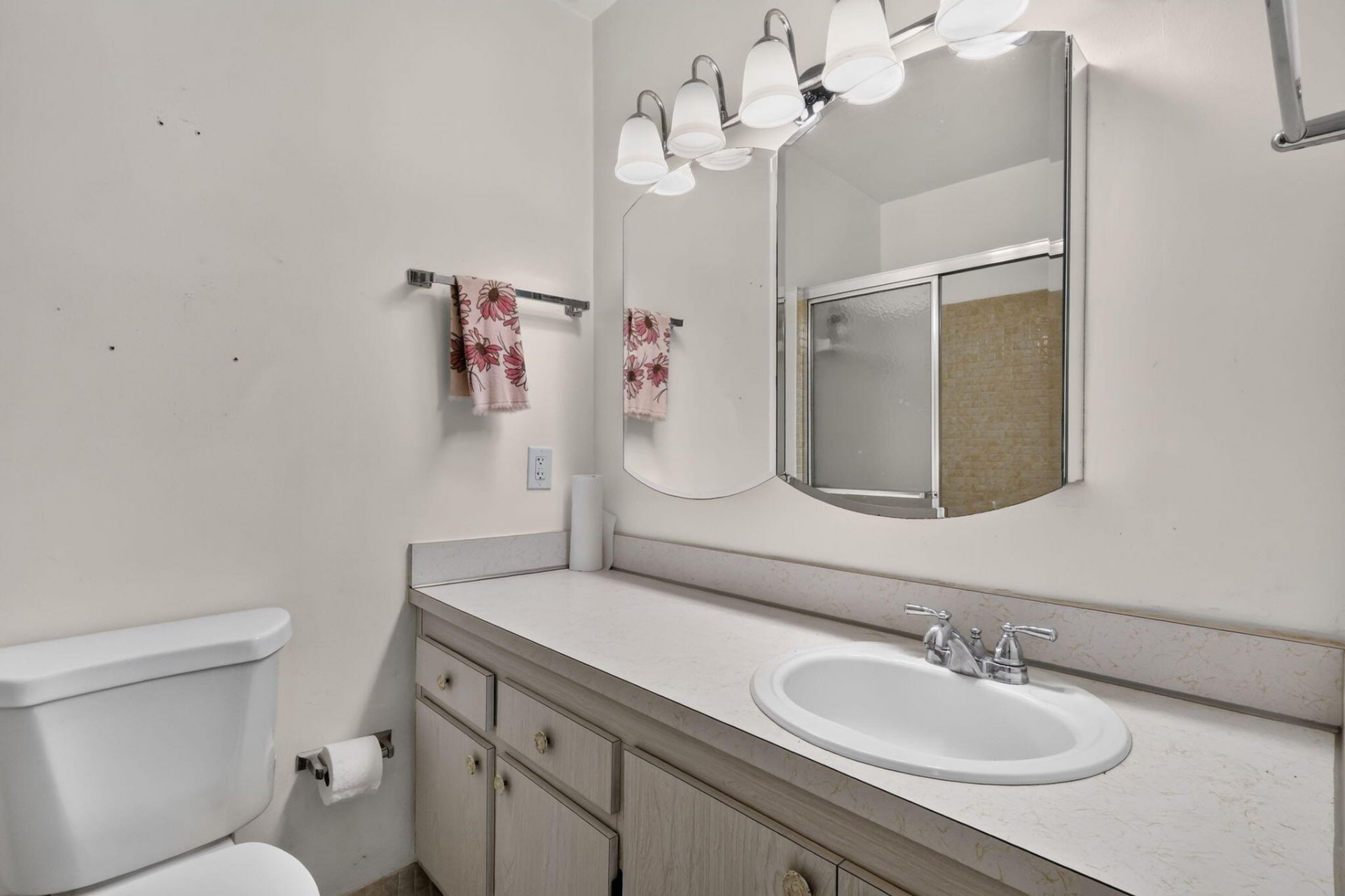 211 Country Lane, Unit A, Boynton Beach, FL 33435 Photo