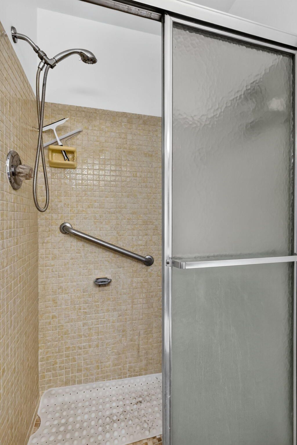 211 Country Lane, Unit A, Boynton Beach, FL 33435 Photo
