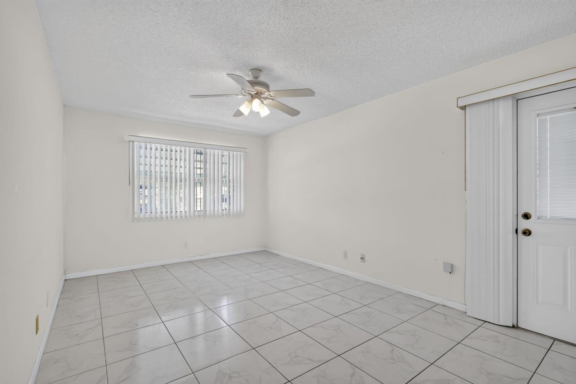 211 Country Lane, Unit A, Boynton Beach, FL 33435 Photo