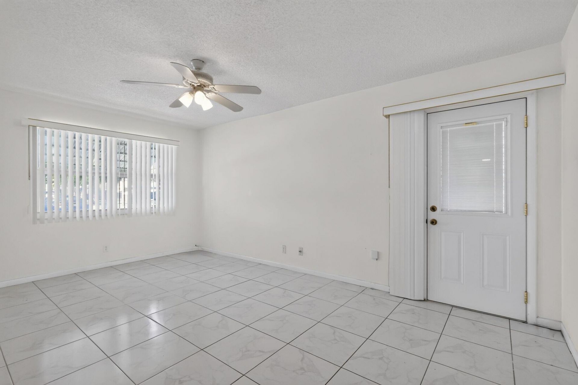 211 Country Lane, Unit A, Boynton Beach, FL 33435 Photo