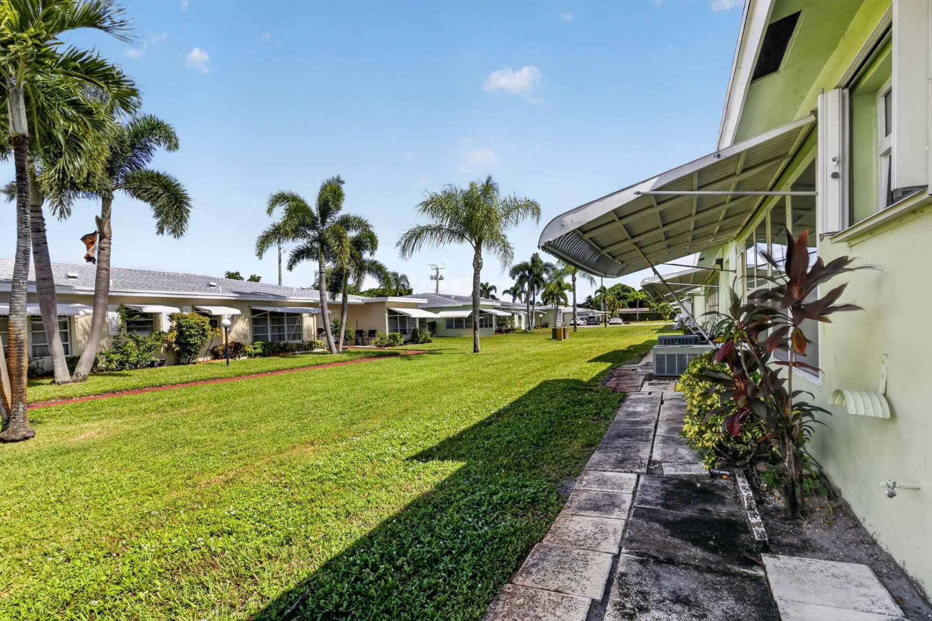 211 Country Lane, Unit A, Boynton Beach, FL 33435 Photo