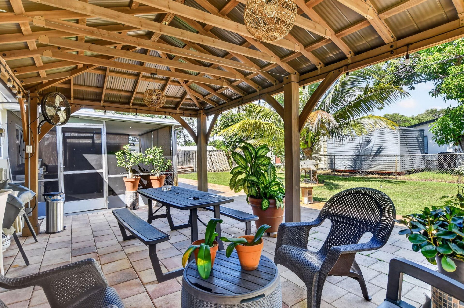 103 SW 14th Street, Deerfield Beach, FL 33441 Photo