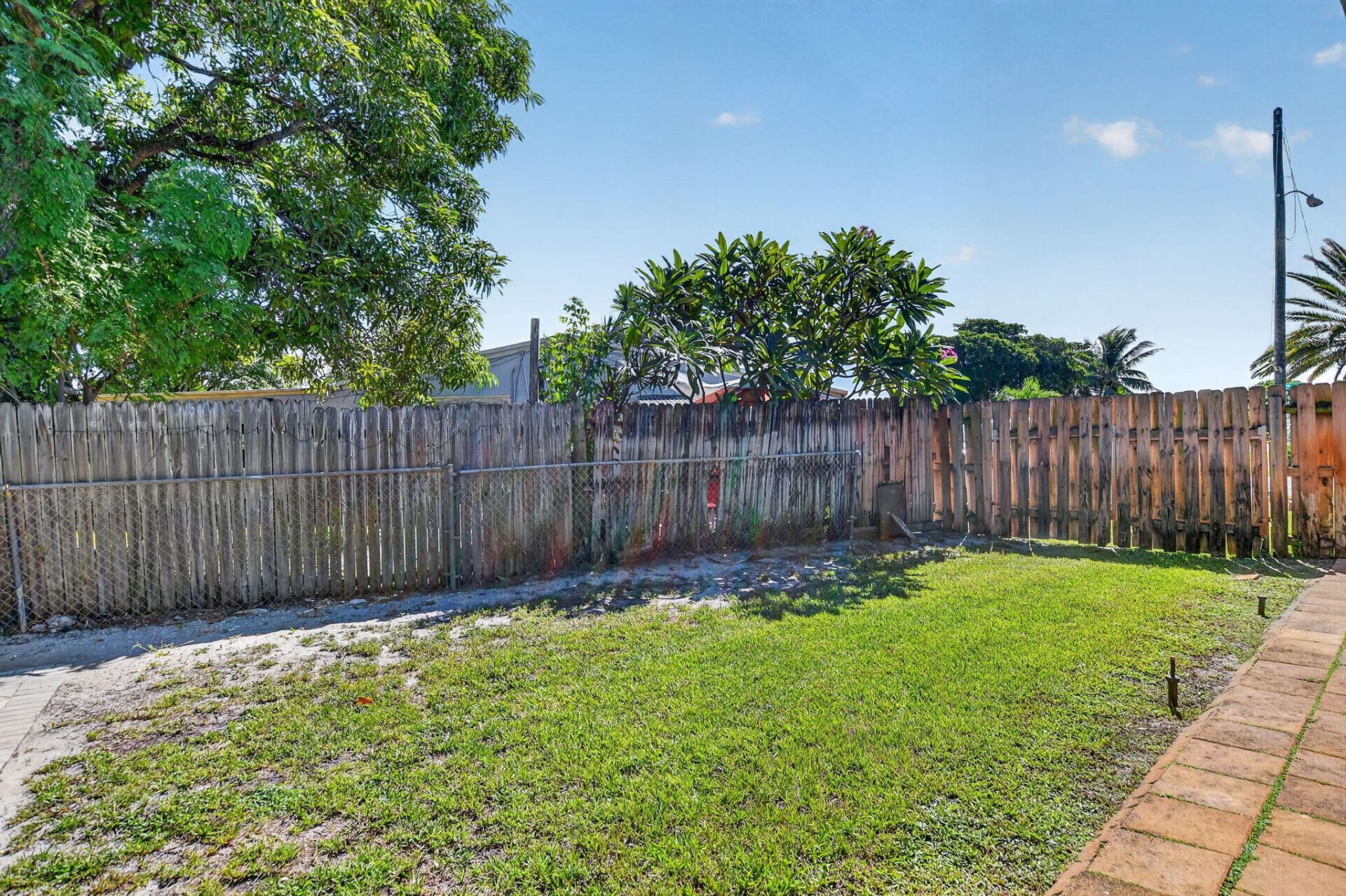 103 SW 14th Street, Deerfield Beach, FL 33441 Photo