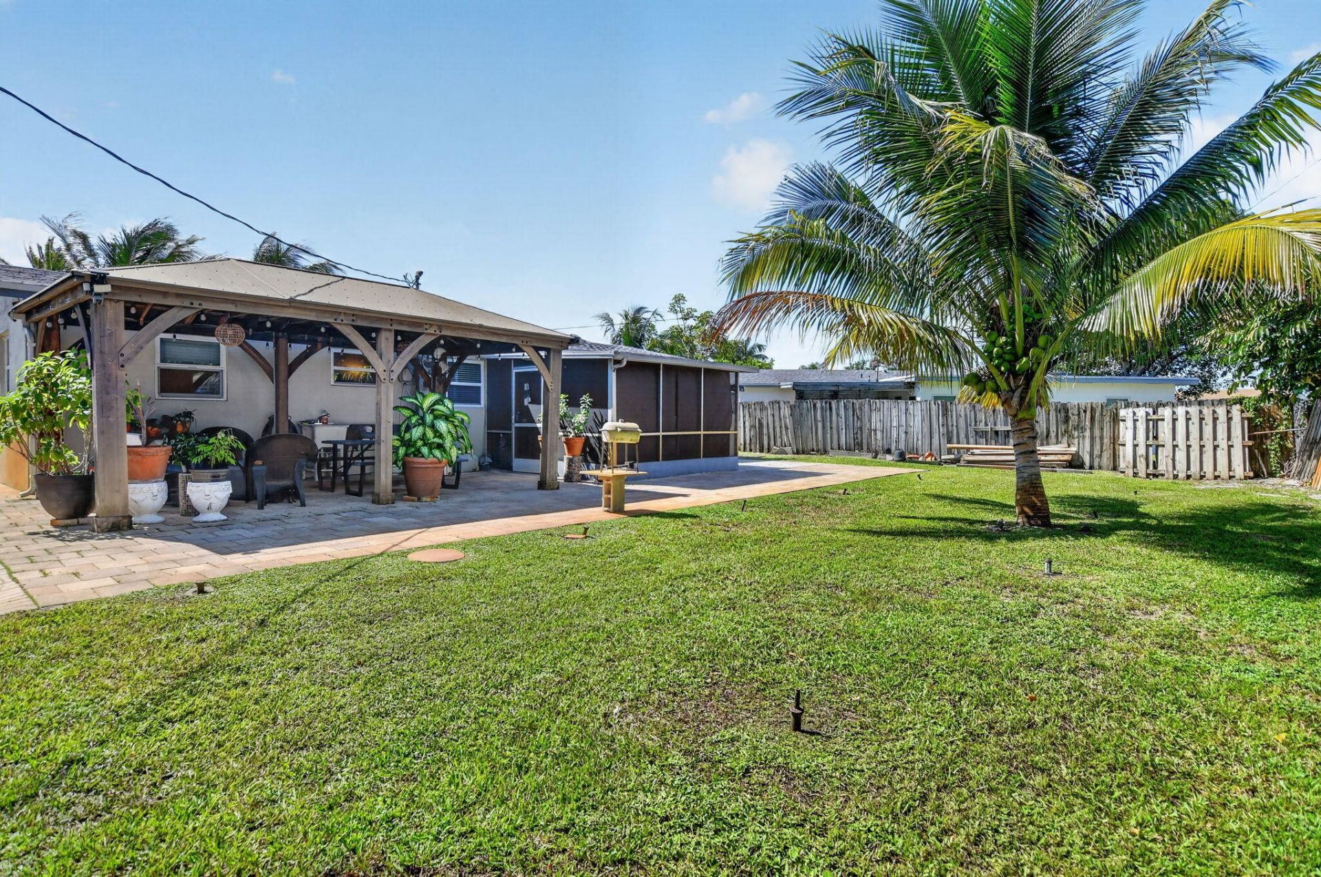 103 SW 14th Street, Deerfield Beach, FL 33441 Photo