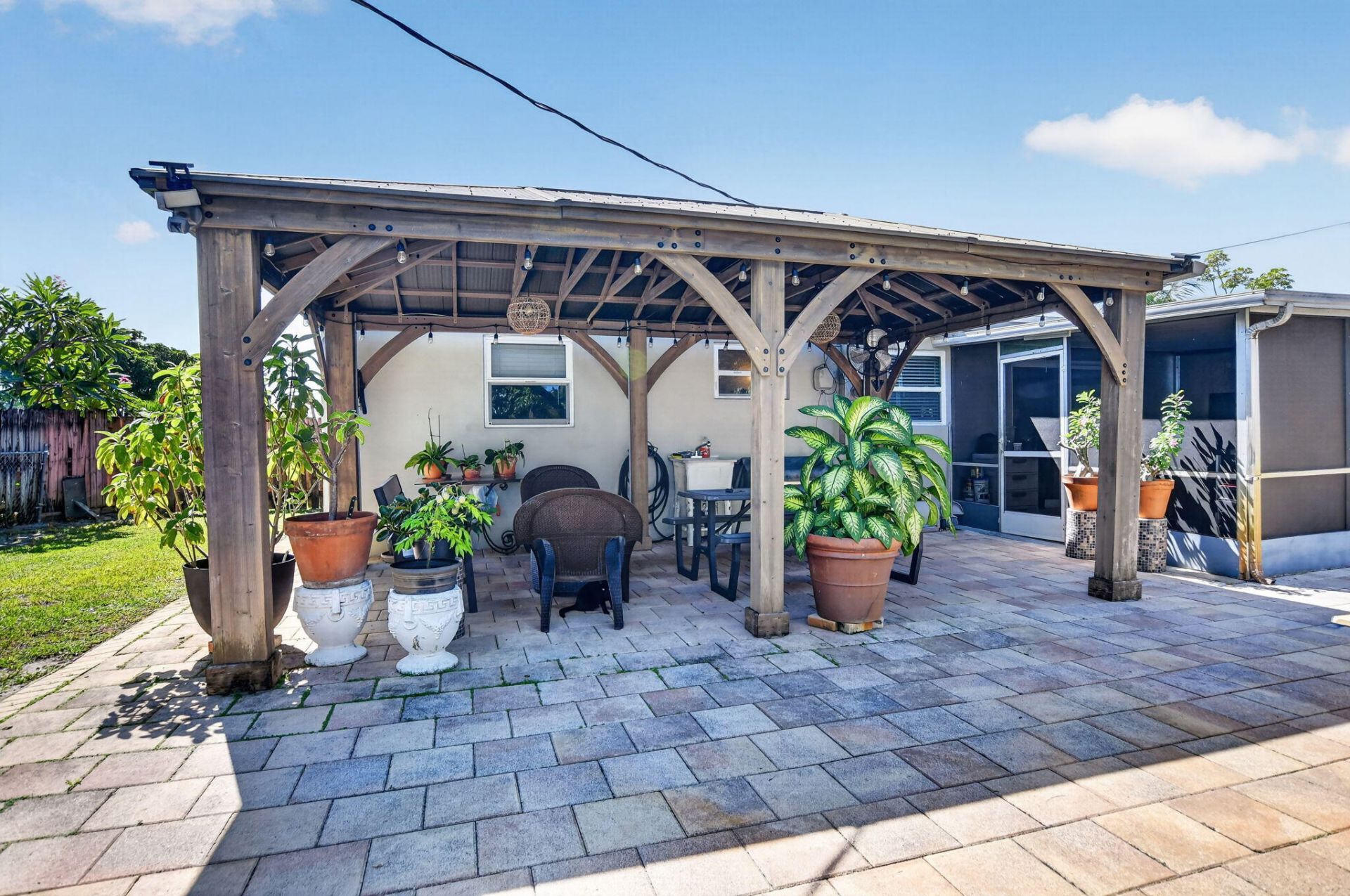103 SW 14th Street, Deerfield Beach, FL 33441 Photo