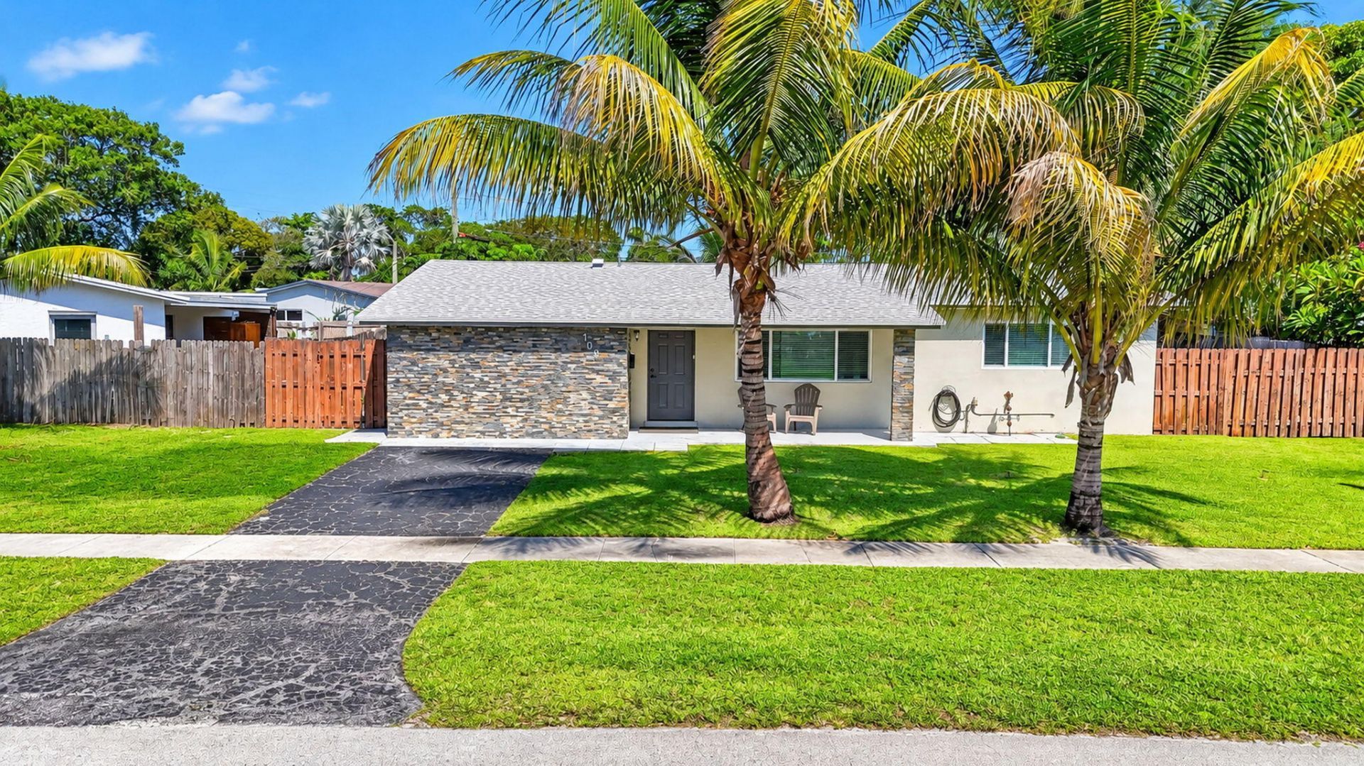 103 SW 14th Street, Deerfield Beach, FL 33441 Photo
