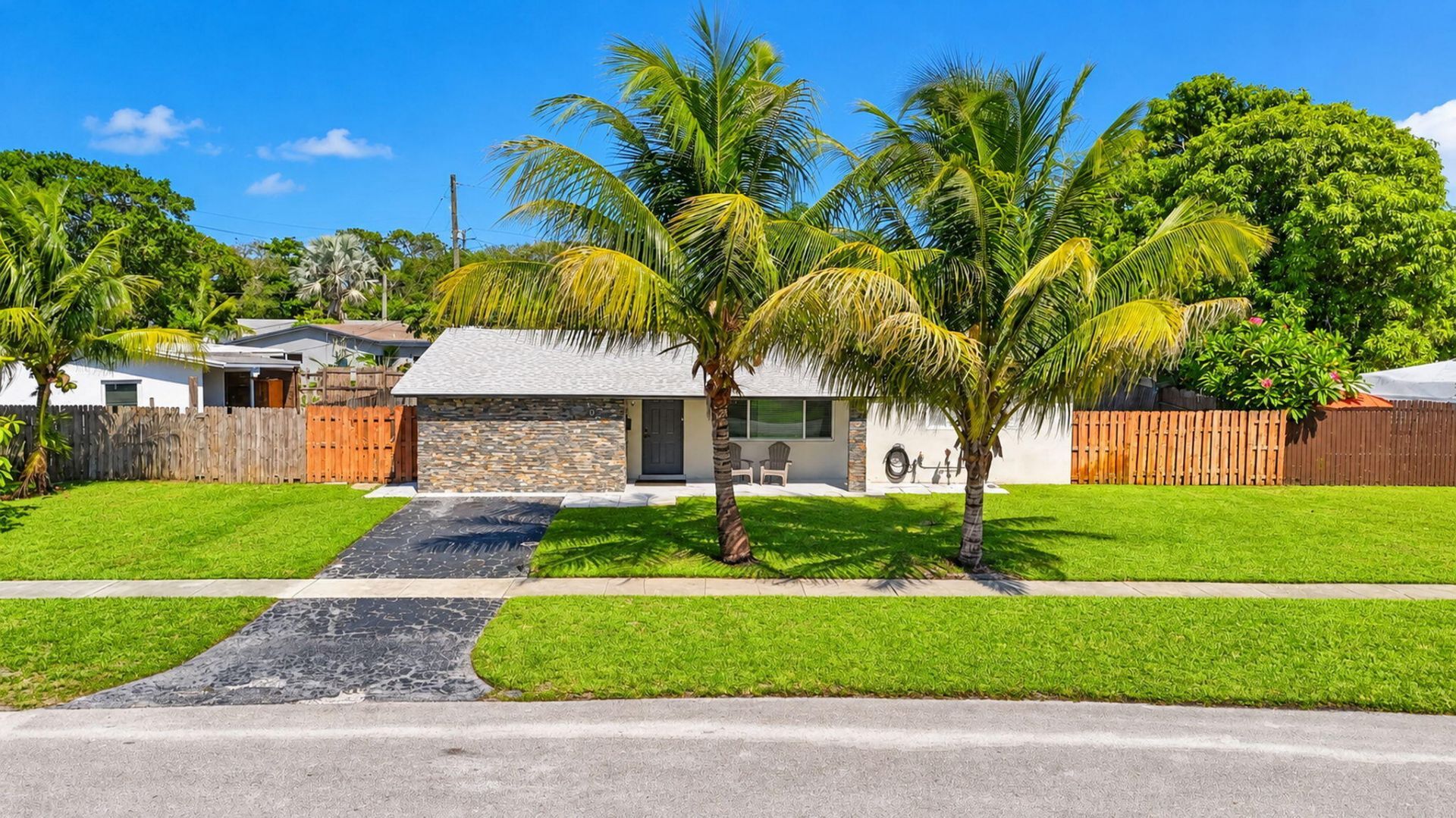 103 SW 14th Street, Deerfield Beach, FL 33441 Photo
