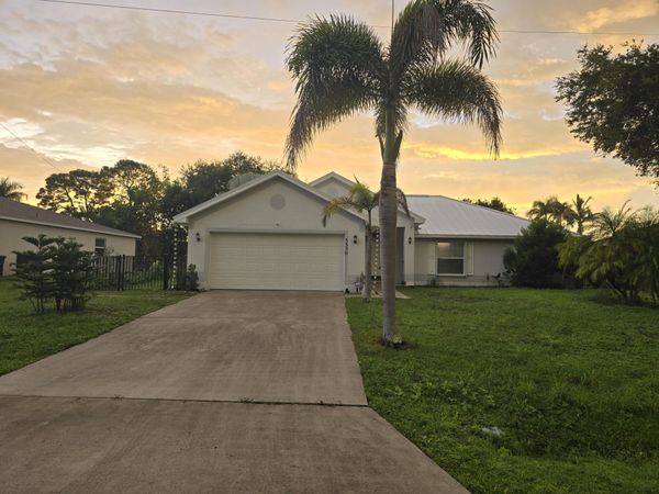 3350 SW ESCAROLE Street, Port St. Lucie, FL 34953