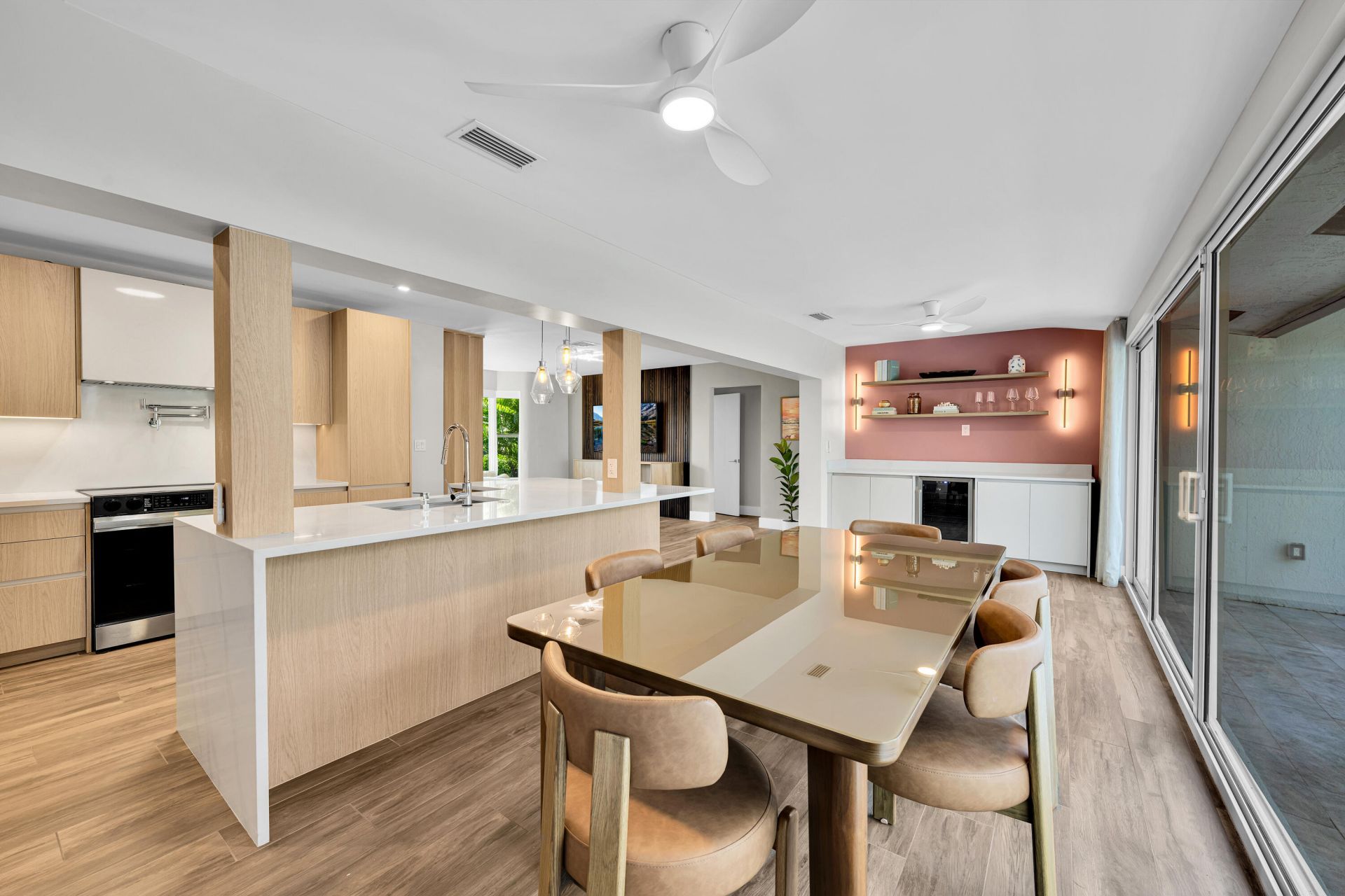 1011 SE 2nd Avenue, Pompano Beach, FL 33060 Photo