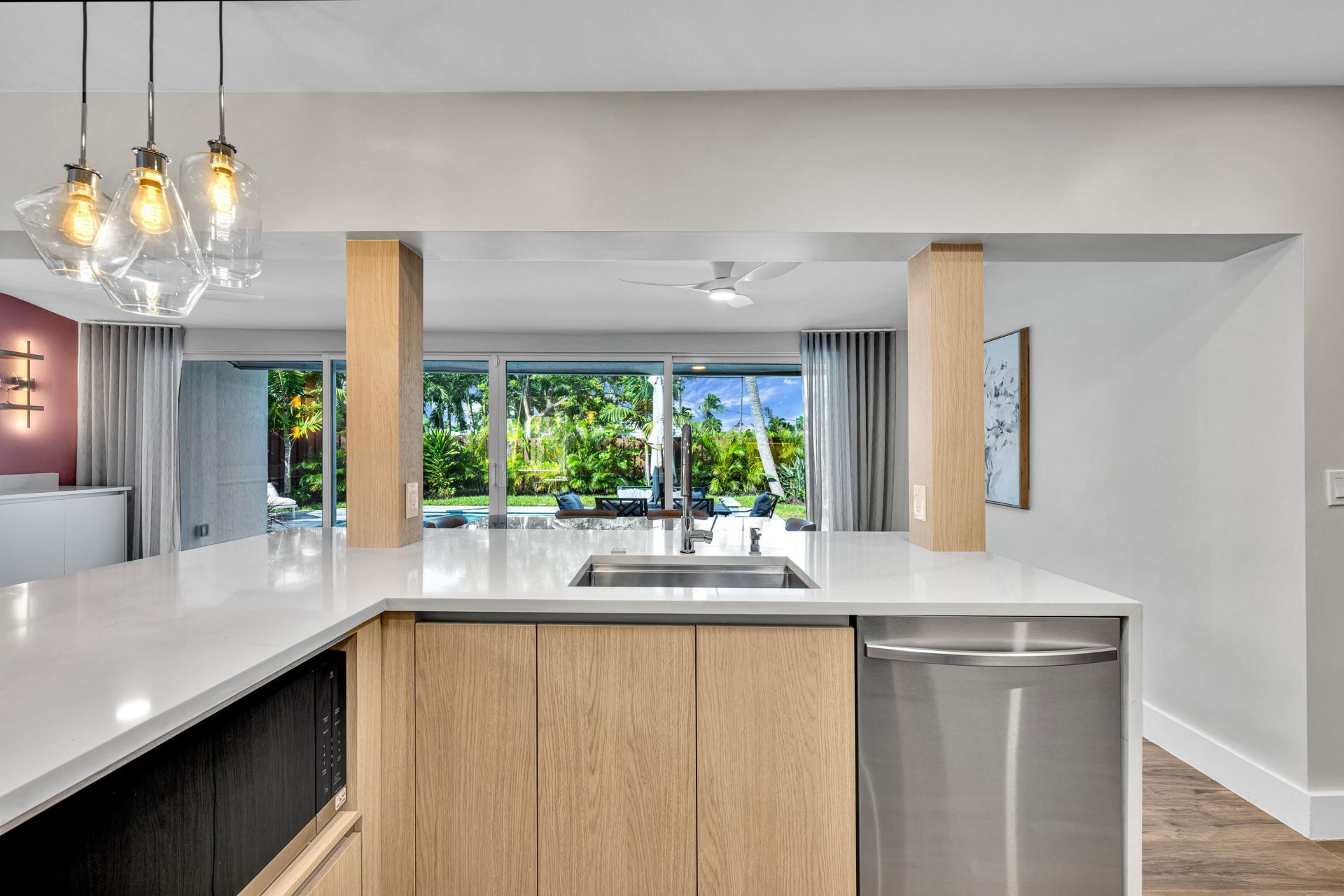 1011 SE 2nd Avenue, Pompano Beach, FL 33060 Photo