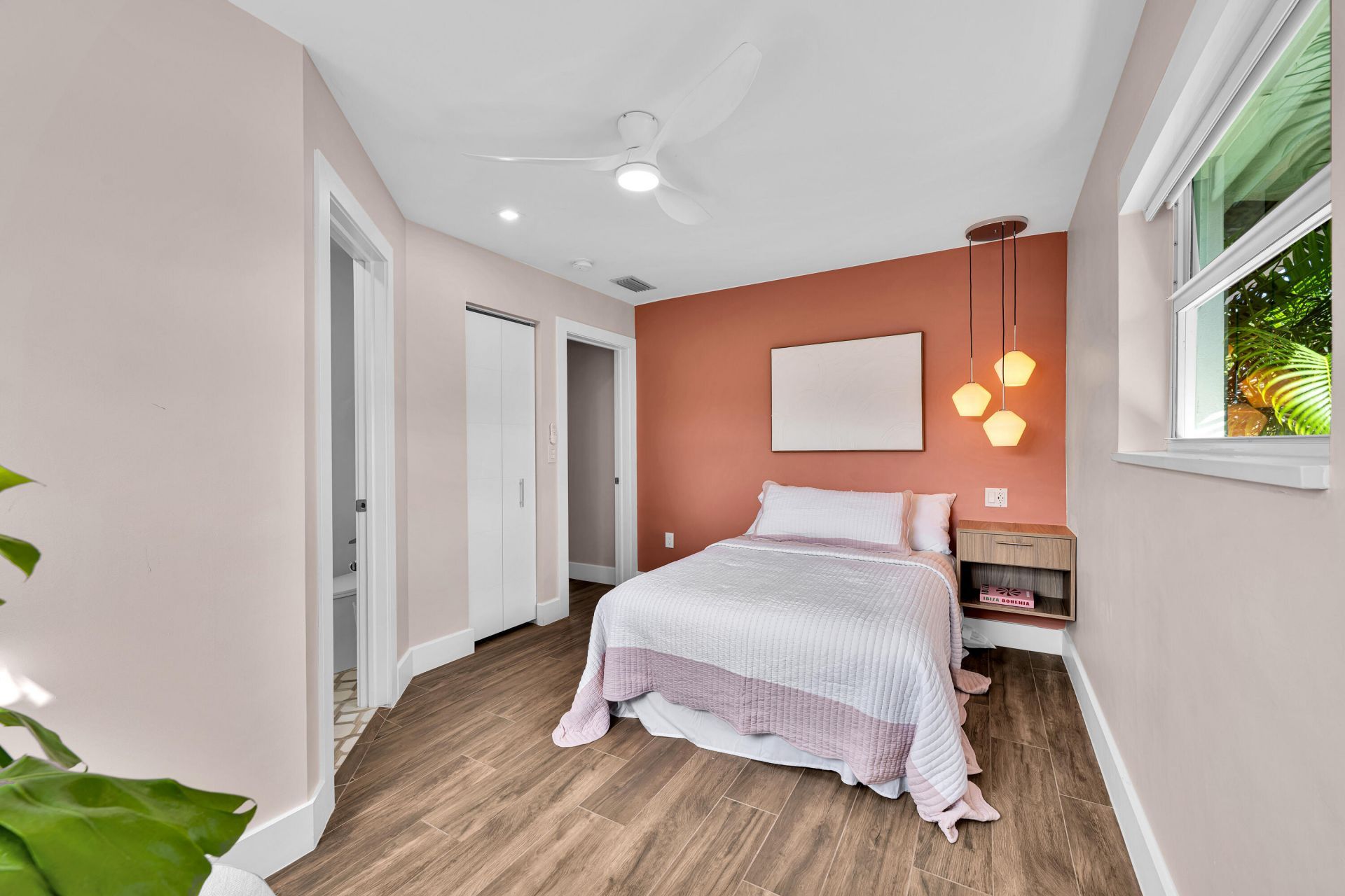 1011 SE 2nd Avenue, Pompano Beach, FL 33060 Photo