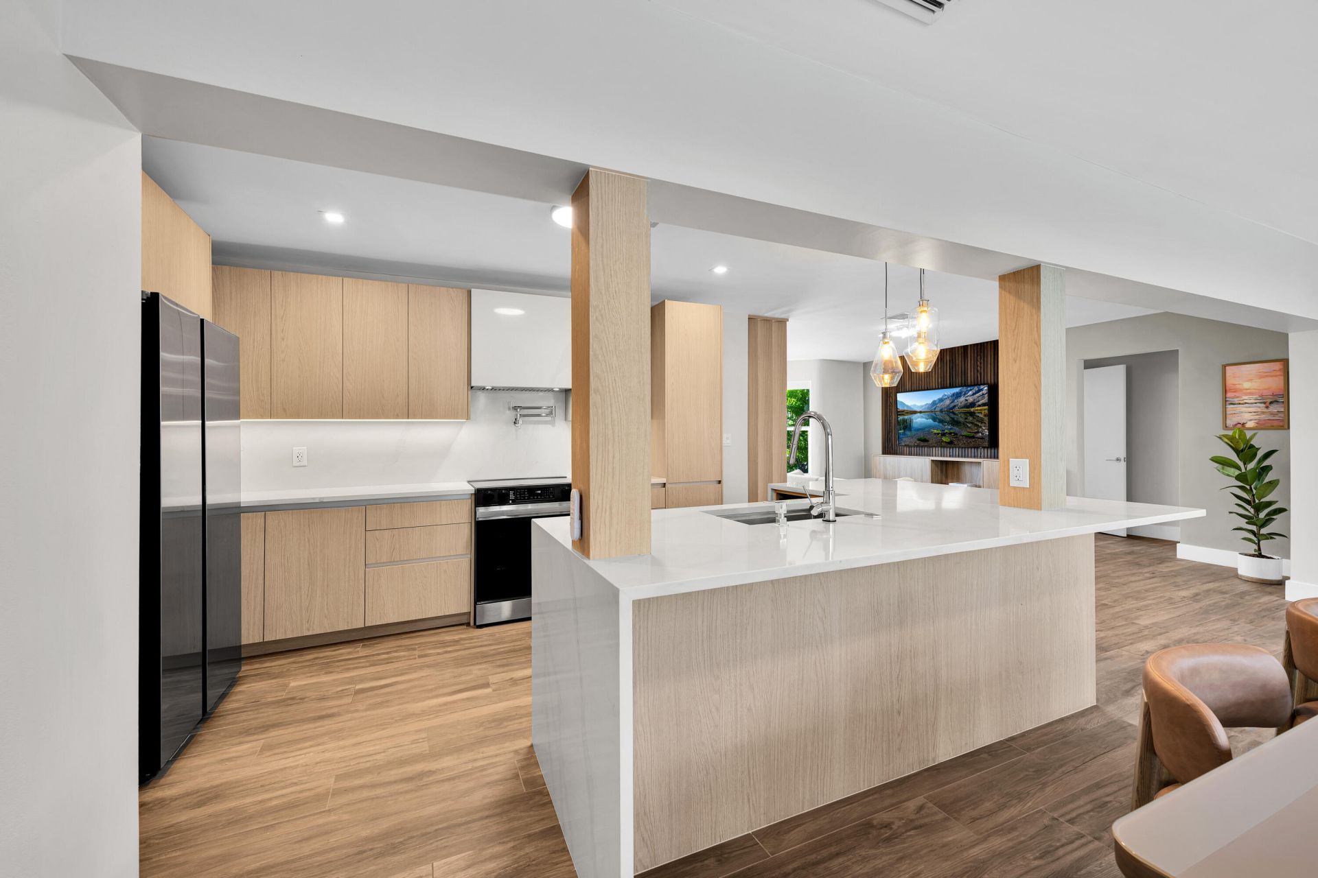 1011 SE 2nd Avenue, Pompano Beach, FL 33060 Photo