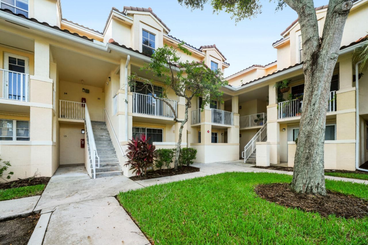 4772 Chancellor Drive, Unit 24, Jupiter, FL 33458 Photo