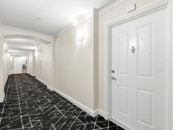 600 S DIXIE Highway, Unit 825, West Palm Beach, FL 33401