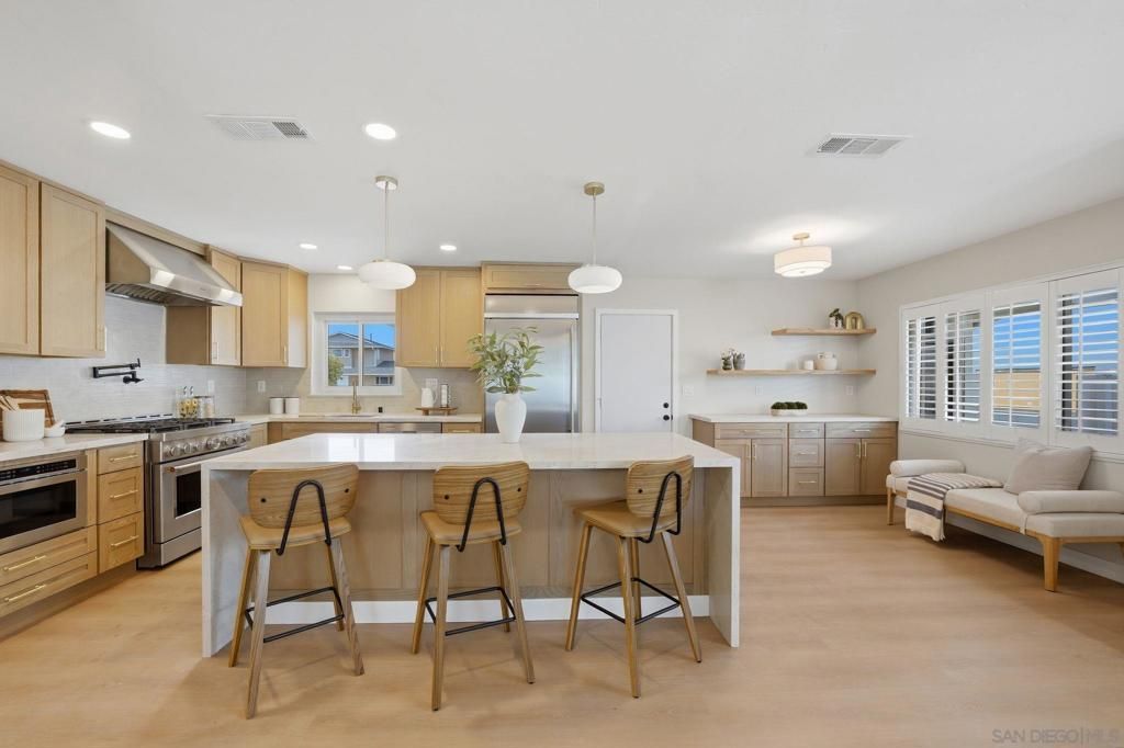 6034 Del Cerro Blvd , San Diego, CA 92120 Main Photo