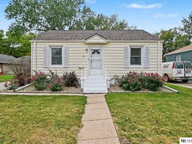 851 E 15th Street, Fremont, NE 68025