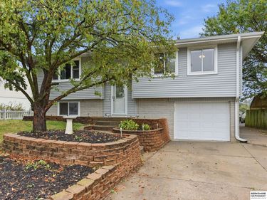 3803 N 212th Street, Omaha, NE 68022