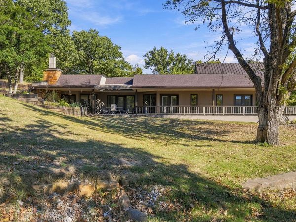 929 Barker Creek Drive , Sand Springs, OK 74063