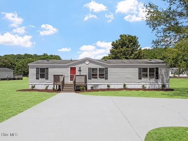 105 Stone Glen Place , Pikeville, NC 27863