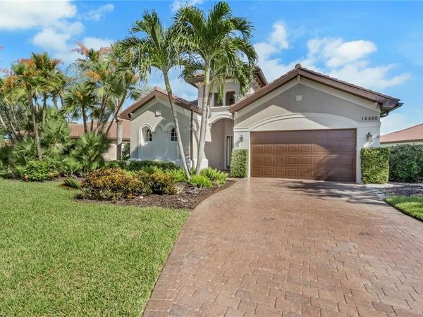 12500 Grandezza CIR , ESTERO, FL 33928