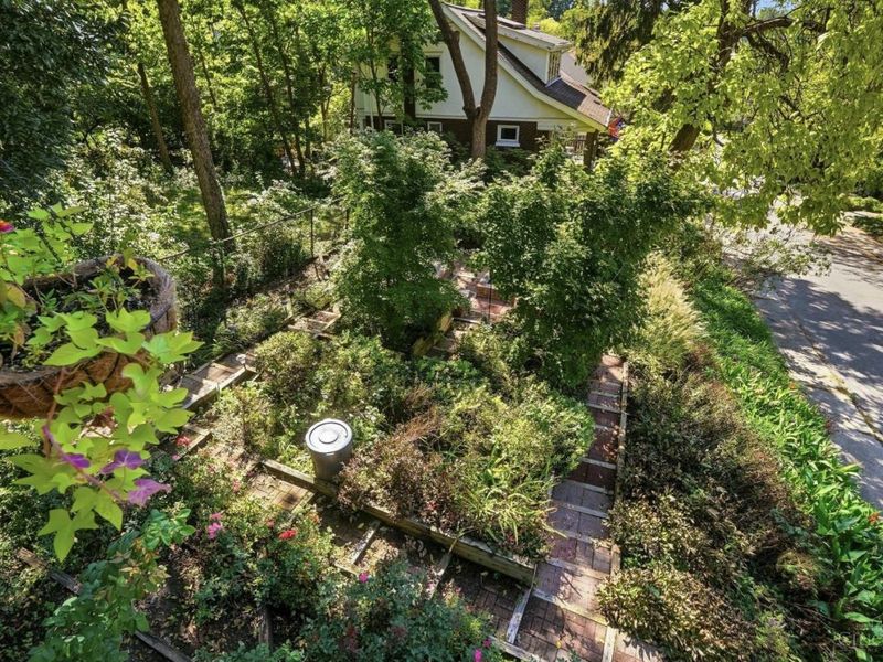 577 Evanswood Place, Cincinnati, OH 45220 Photo 42