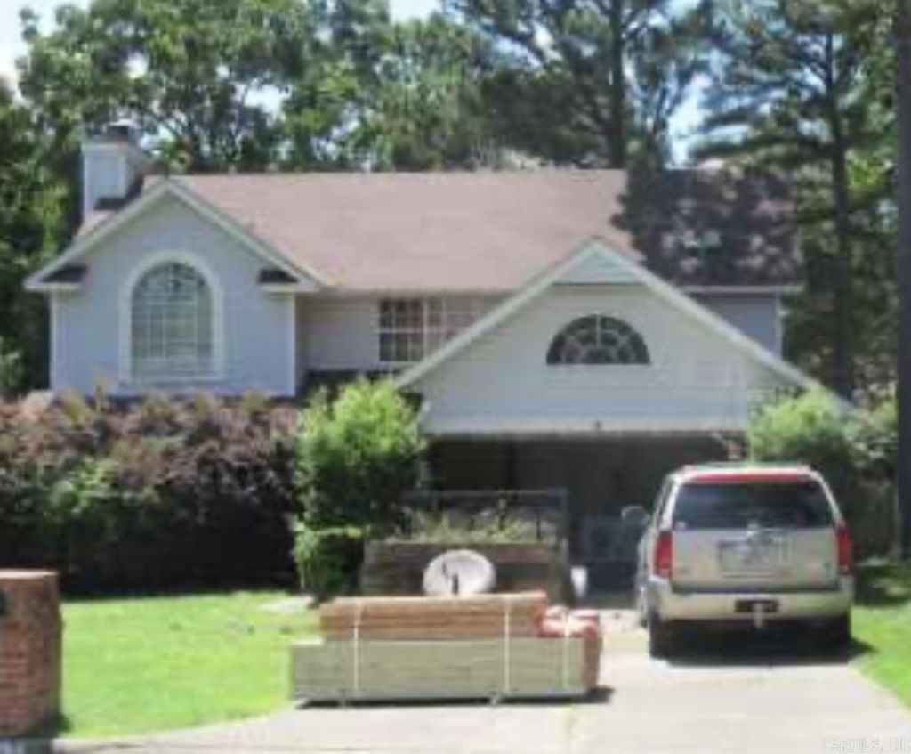 6 South Point Ct Little Rock, AR 72223