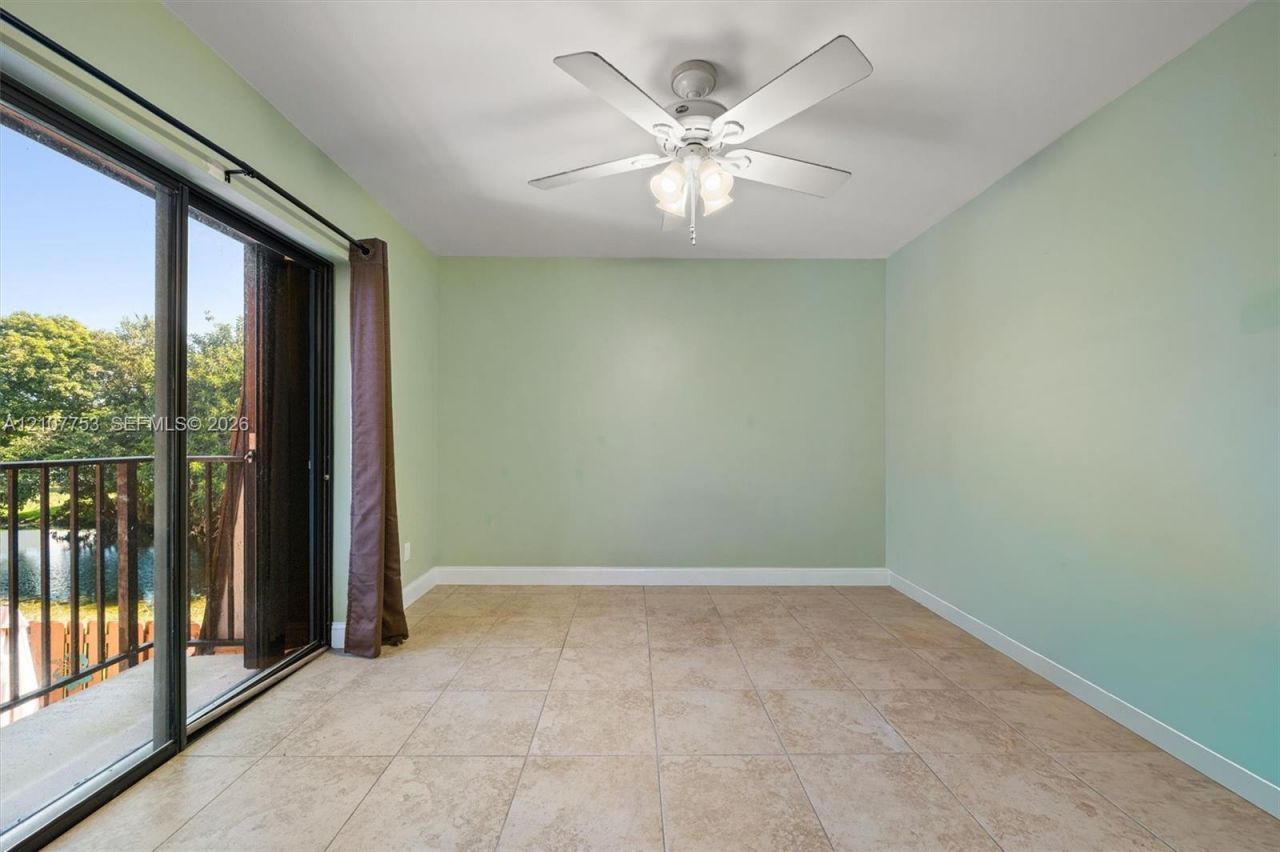 920 SW 118th Ter , Davie, FL 33325 Photo