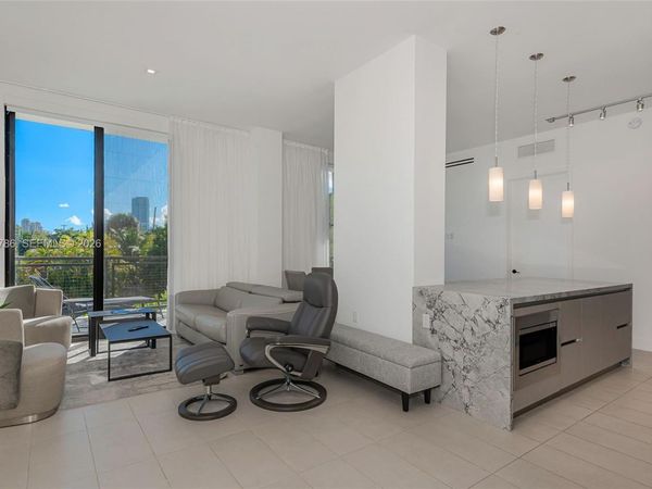 1030 15th St , Unit 214, Miami Beach, FL 33139
