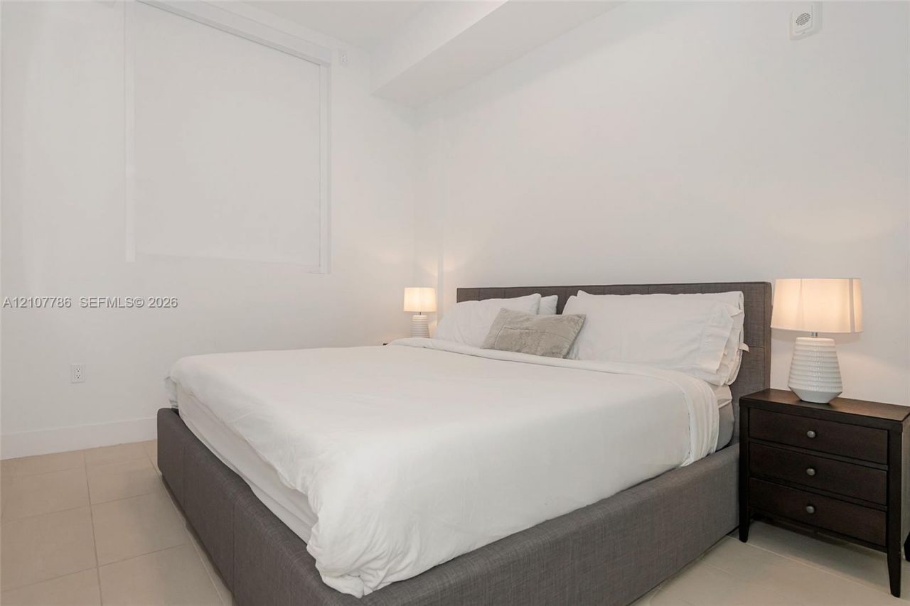 1030 15th St , Unit 214, Miami Beach, FL 33139 Photo