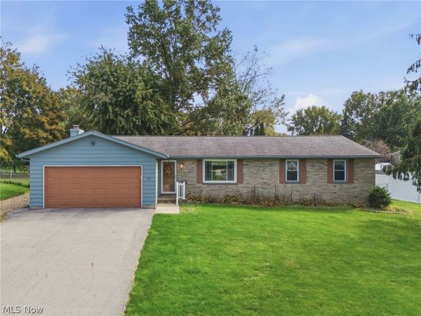 8508 Kellydale Street NW, Massillon, OH 44646