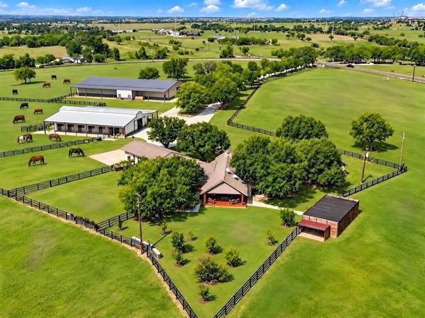 3601 W Fm 4, Cleburne, TX 76033