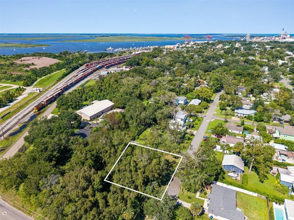 S 5TH Street , Fernandina Beach, FL 32034