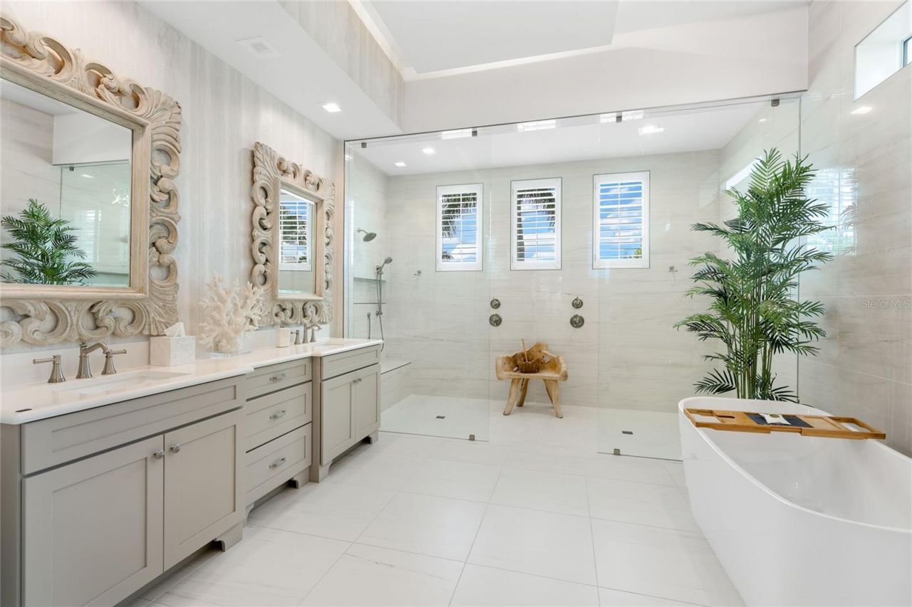 808 Crosswind Avenue, Sarasota, FL 34240 Photo