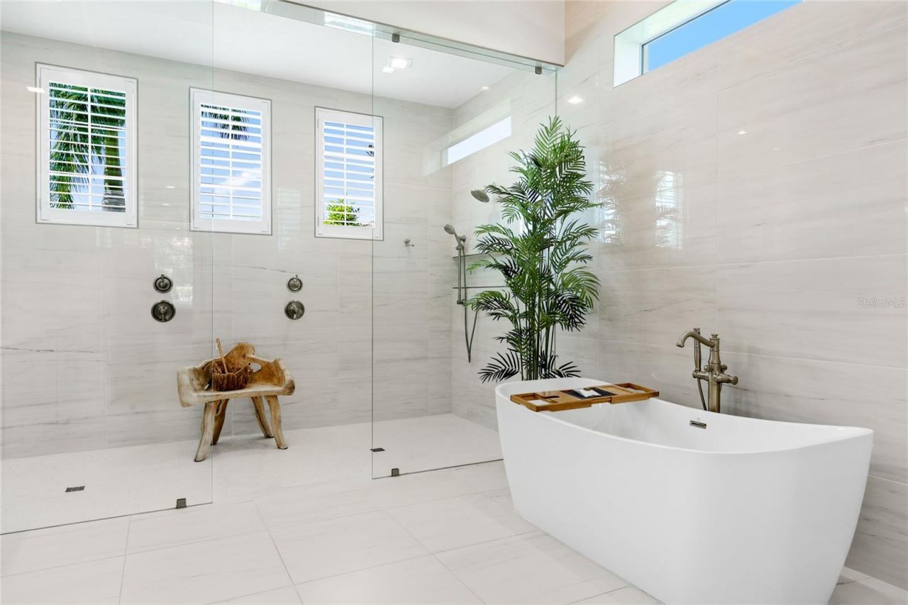 808 Crosswind Avenue, Sarasota, FL 34240 Photo