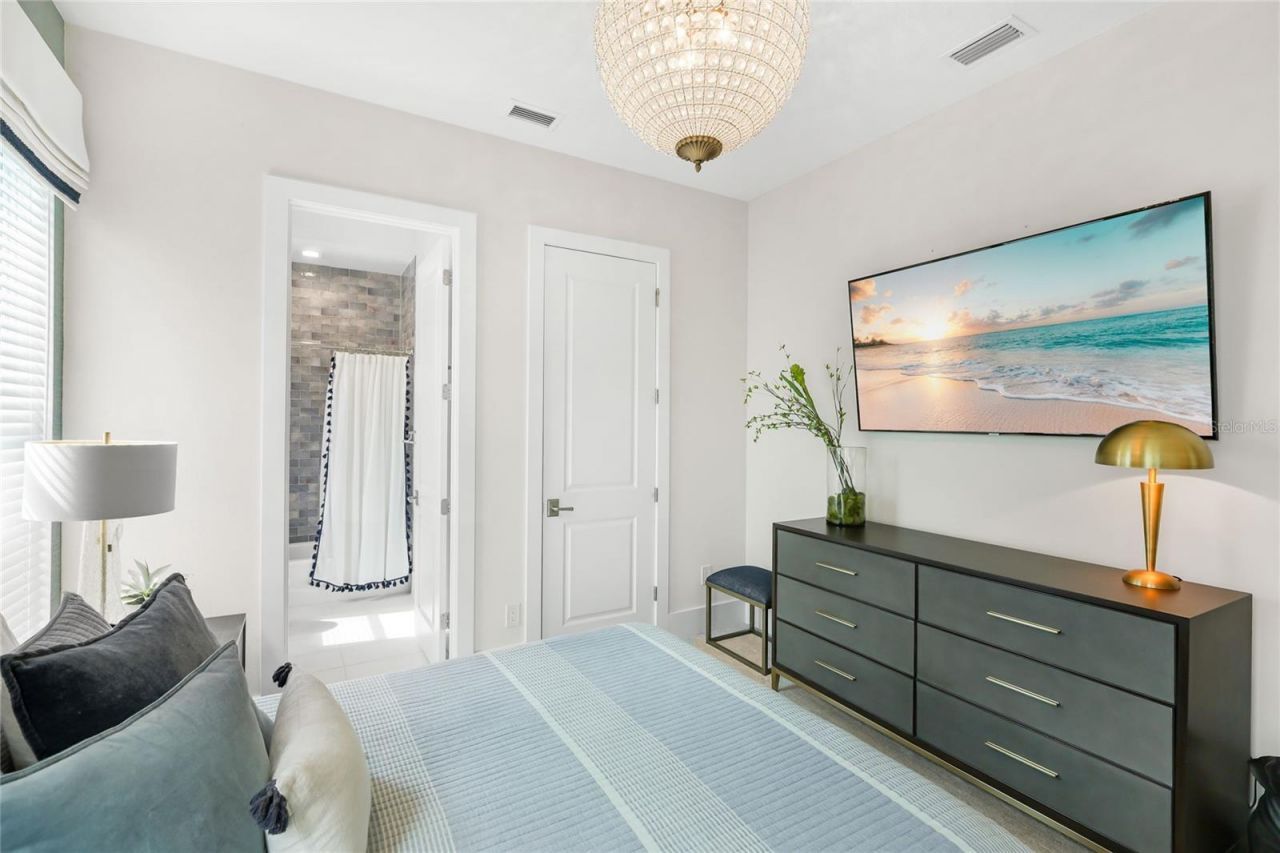 808 Crosswind Avenue, Sarasota, FL 34240 Photo