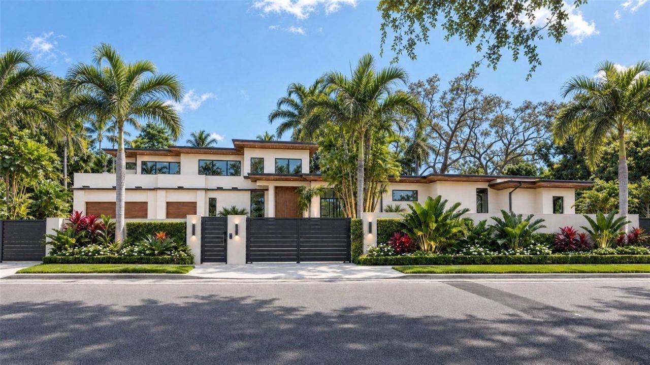 2100 Mcclellan Parkway, Sarasota, FL 34239 Photo