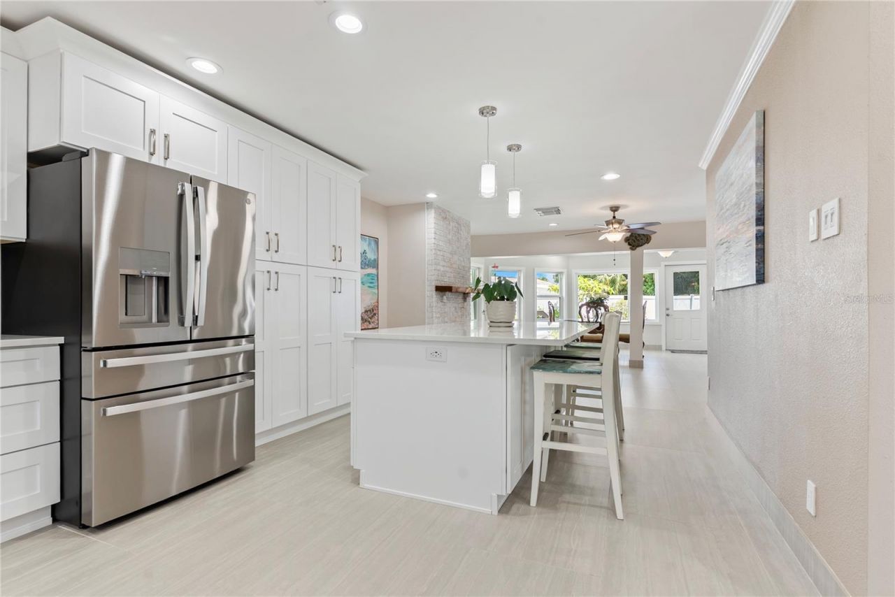 404 Harbor Drive S, Indian Rocks Beach, FL 33785 Photo
