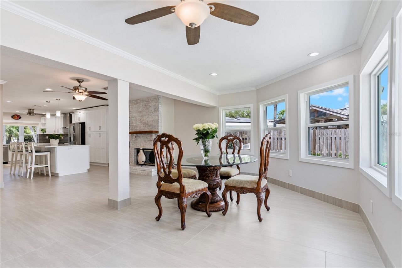 404 Harbor Drive S, Indian Rocks Beach, FL 33785 Photo