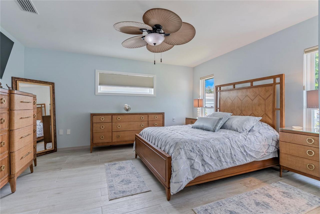 404 Harbor Drive S, Indian Rocks Beach, FL 33785 Photo