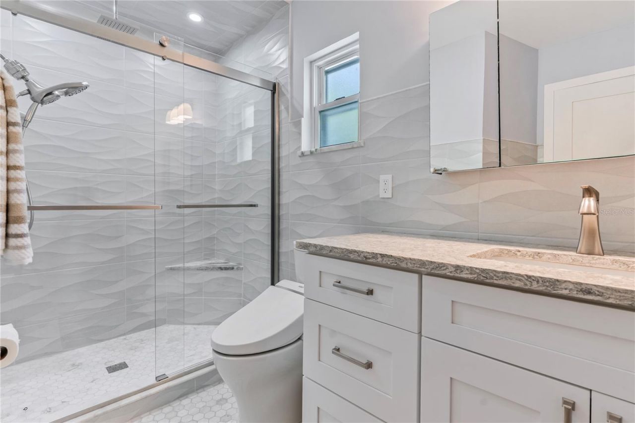 404 Harbor Drive S, Indian Rocks Beach, FL 33785 Photo