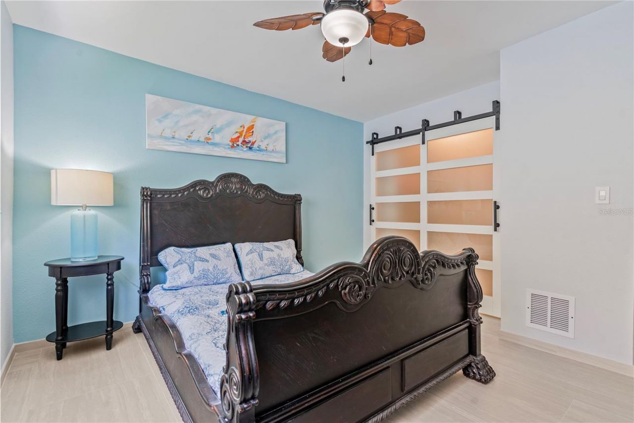 404 Harbor Drive S, Indian Rocks Beach, FL 33785 Photo