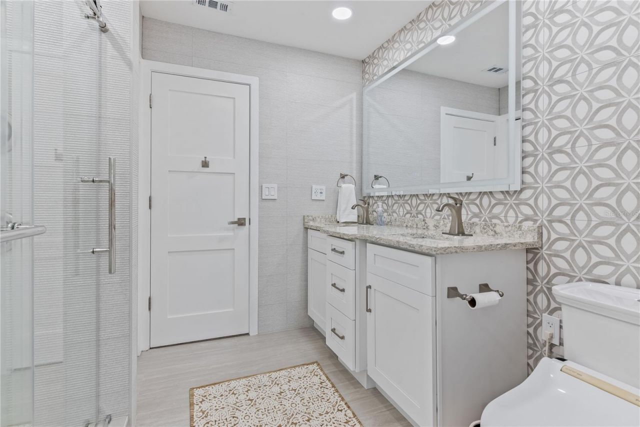 404 Harbor Drive S, Indian Rocks Beach, FL 33785 Photo