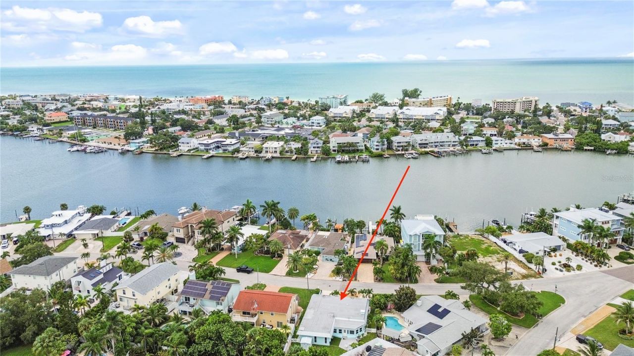 404 Harbor Drive S, Indian Rocks Beach, FL 33785 Photo